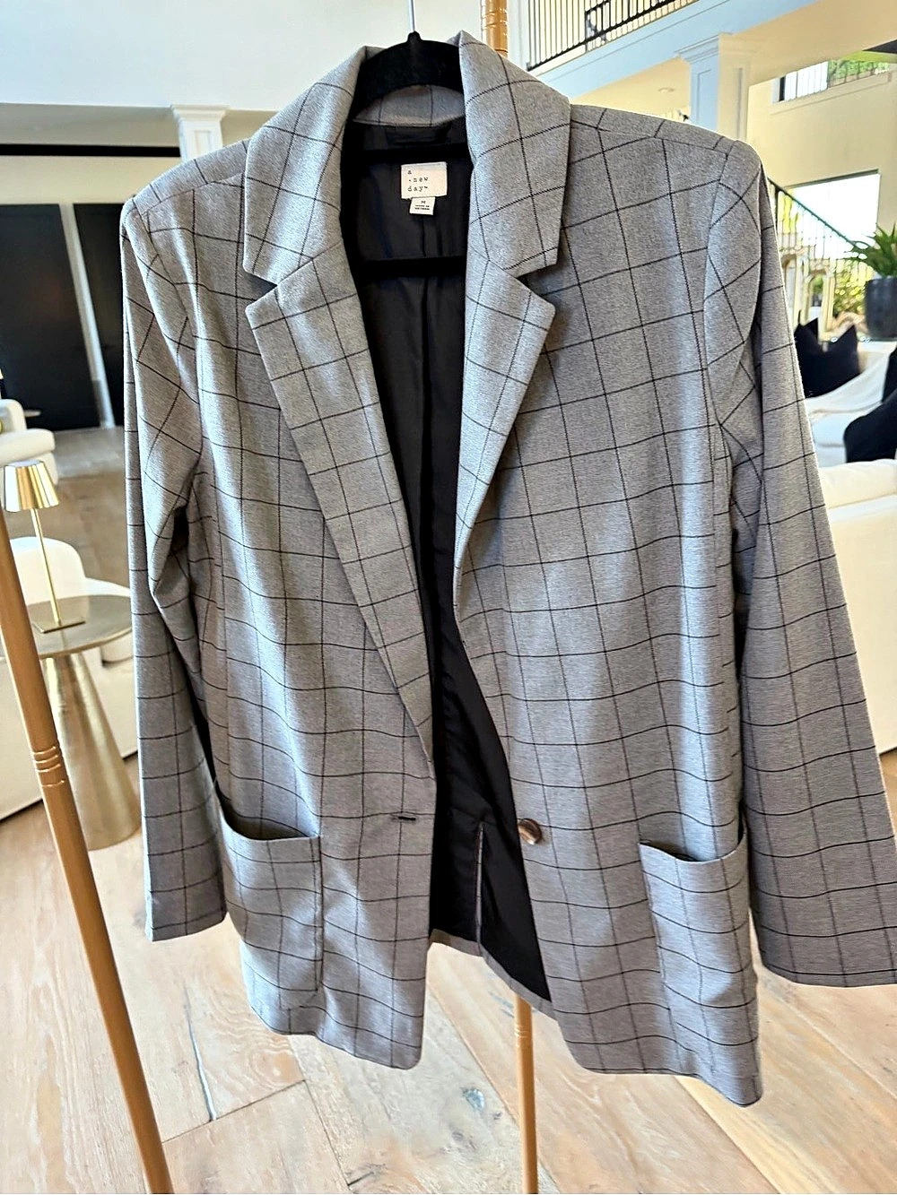 Nine West Women's Checkered Blazer Gray Size Medium Like New
